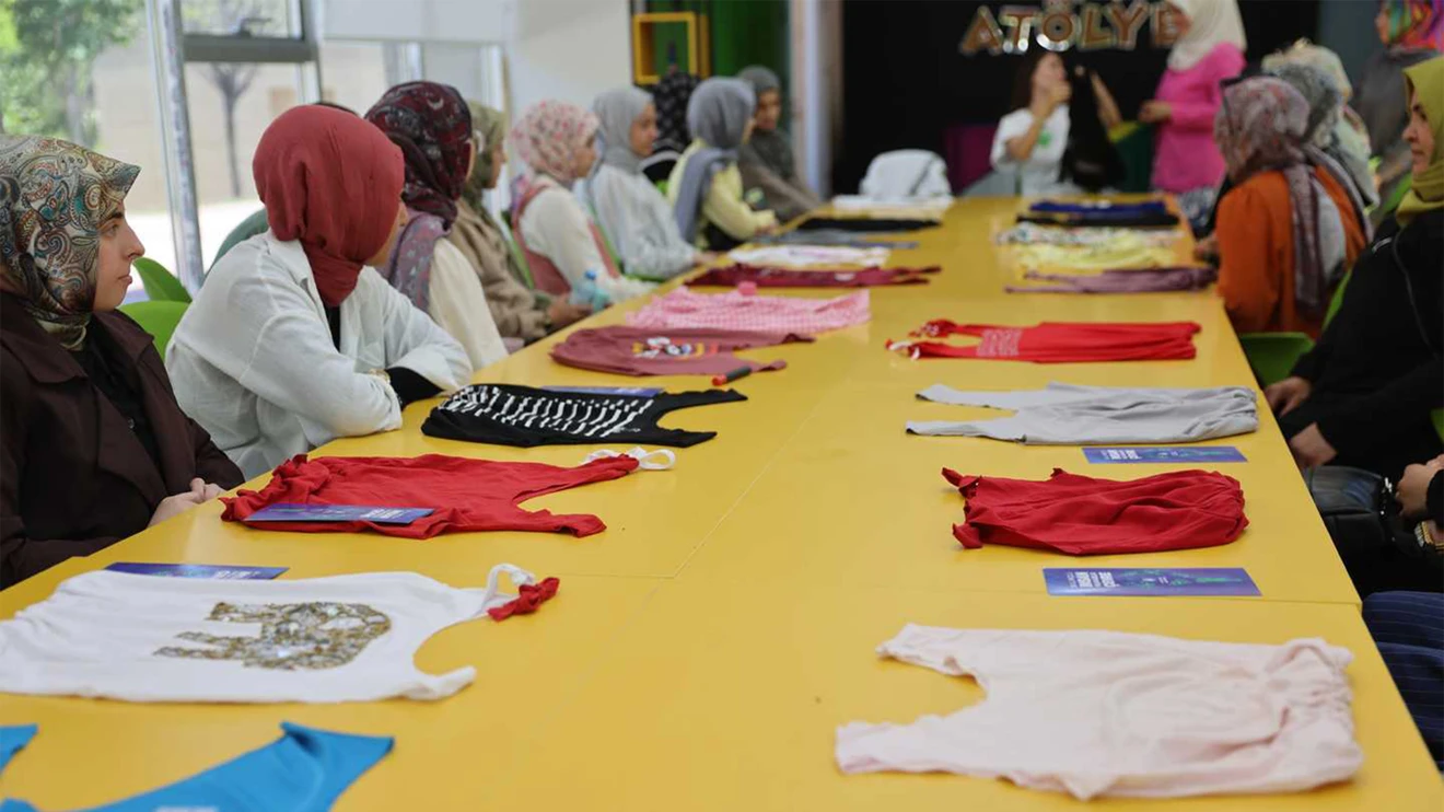 Çevre kirliliğine sebep olan plastik poşet kullanımına dikkat çekildi